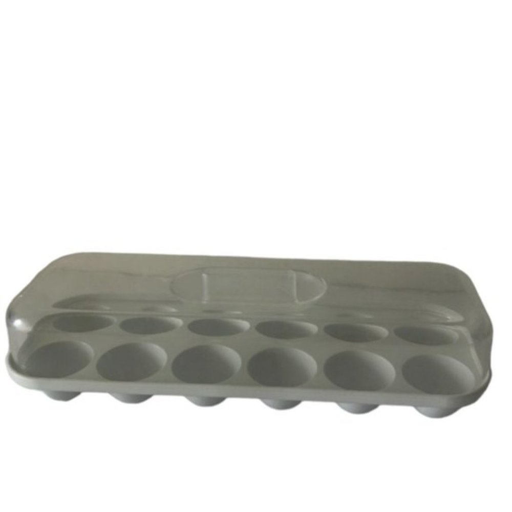 12 Eggs container White w clear cover with handle